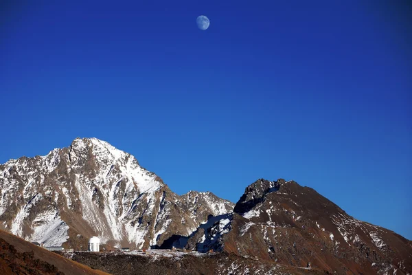 Noche en la montaña Elbrus — Foto de Stock