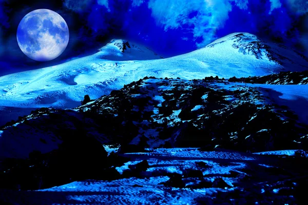 Moon night in Elbrus Mt — Stock Photo, Image