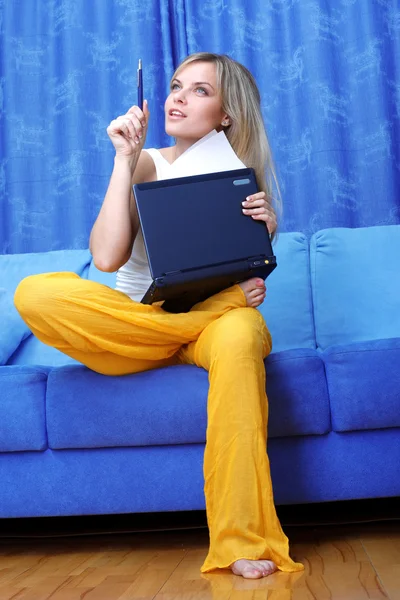 Thinking woman working with PC — Stock Photo, Image