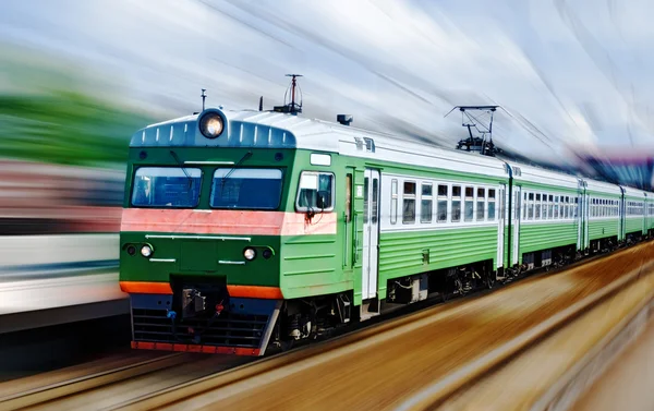 Snelle reizigerskilometers trein — Stockfoto