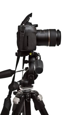 DSLR fotoğraf makinesi tripod üzerinde