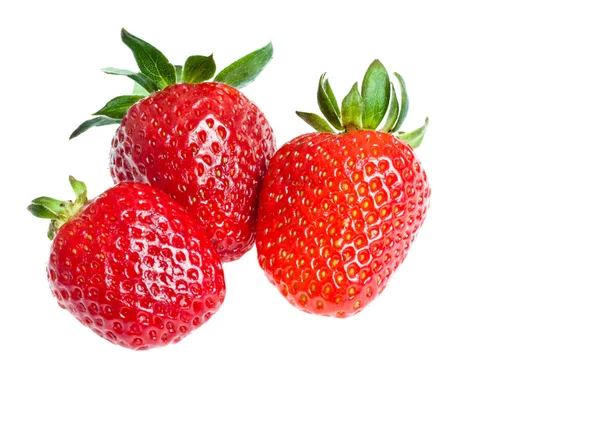 Tre mogen jordgubbe — Stockfoto