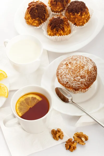 ケーキとお茶 — ストック写真