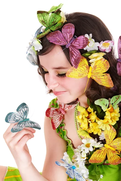 Dziewczyna z motyl i kwiaty. — Zdjęcie stockowe