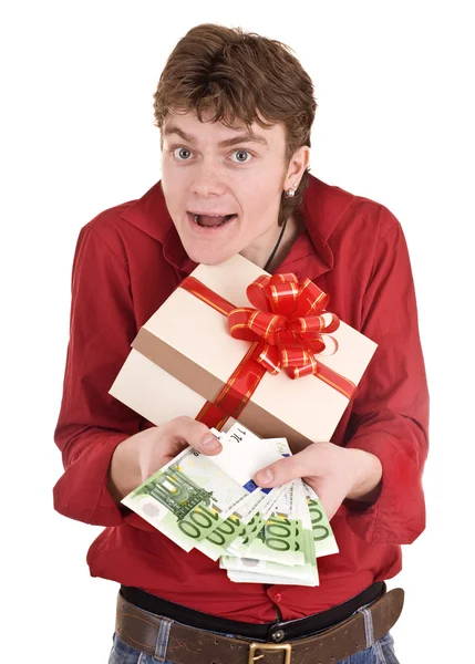 Mannen met geld en gift box. — Stockfoto
