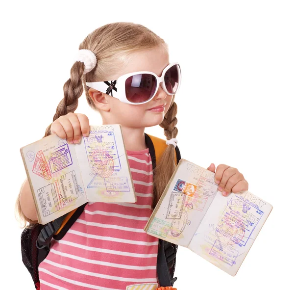 Dziecko gospodarstwa midzynarodowy paszport. — Zdjęcie stockowe