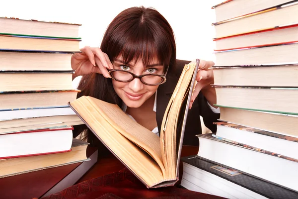 Chica inteligente con apilar libro . — Foto de Stock