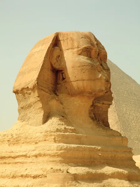 Esfinge y pirámides de Guiza en Egipto —  Fotos de Stock
