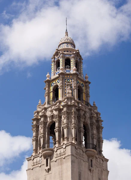 Torre da Califórnia a partir de Alcazar Gardens — Fotografia de Stock