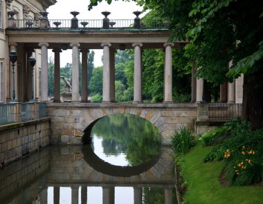 Lazienki Park 'taki Kraliyet Sarayı