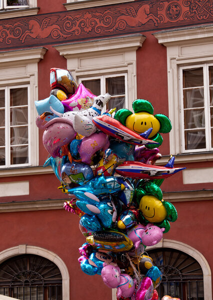 куча воздушных шаров