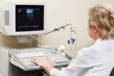 doktor ultrason sistemi kullanılarak