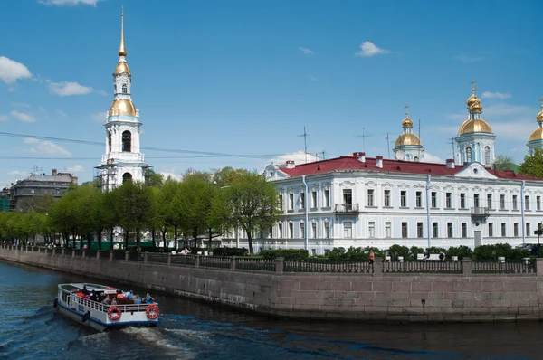 Passeios turísticos da cidade de São Petersburgo, Rússia . — Fotografia de Stock