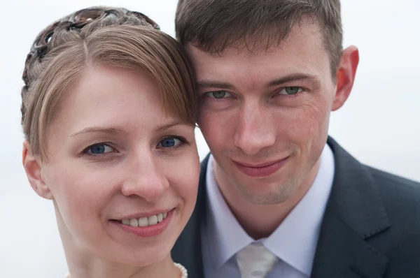 Young happy loving couple. Two faces close up — Stock Photo, Image