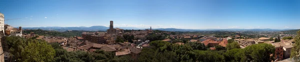 Panoramisch uitzicht van Perugia in de Tiber-vallei — Stockfoto
