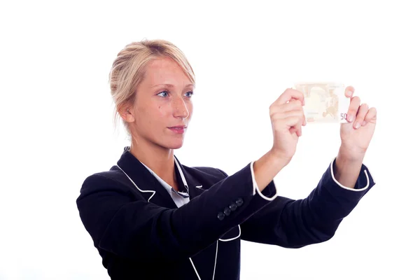 Επιχειρηματική νεαρή γυναίκα ματιά τραπεζογραμματίου ευρώ — Φωτογραφία Αρχείου