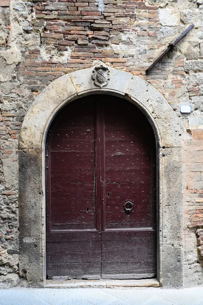 Італійський двері — стокове фото