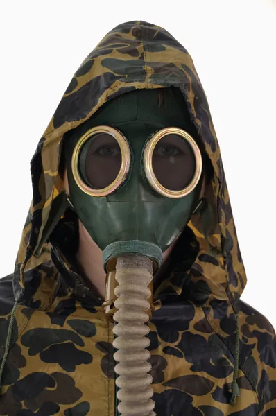 A pessoa com máscara de gás — Fotografia de Stock