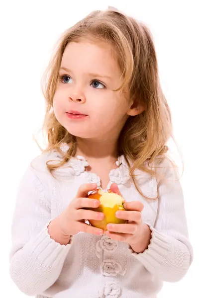 Flickan äta äpple — Stockfoto