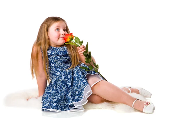 Κορίτσι με τριαντάφυλλο — Φωτογραφία Αρχείου
