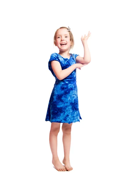 Dansande liten flicka — Stockfoto
