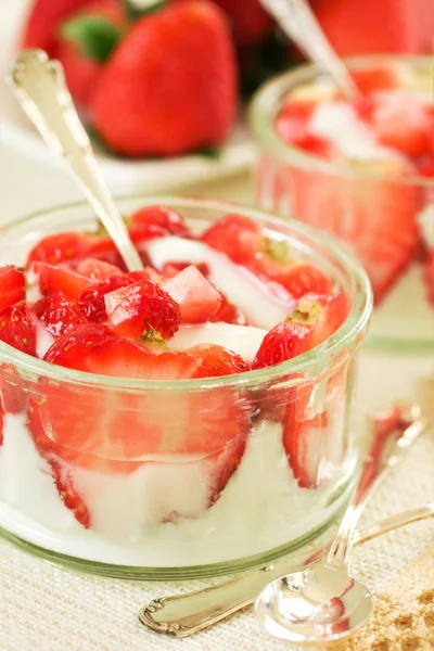 stock image White Yogurt And Strawberries