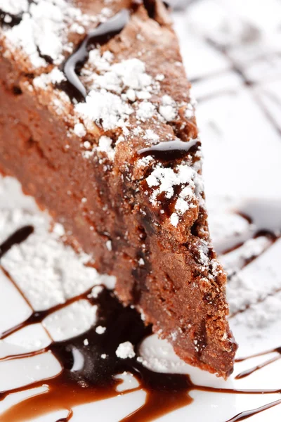 Rebanada de pastel de chocolate — Foto de Stock