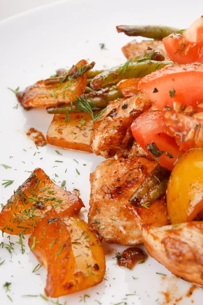 Chicken and roasted vegetable salad — Stock Photo, Image