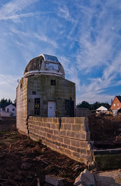 Small observatory in abandoned town — Stock Photo, Image