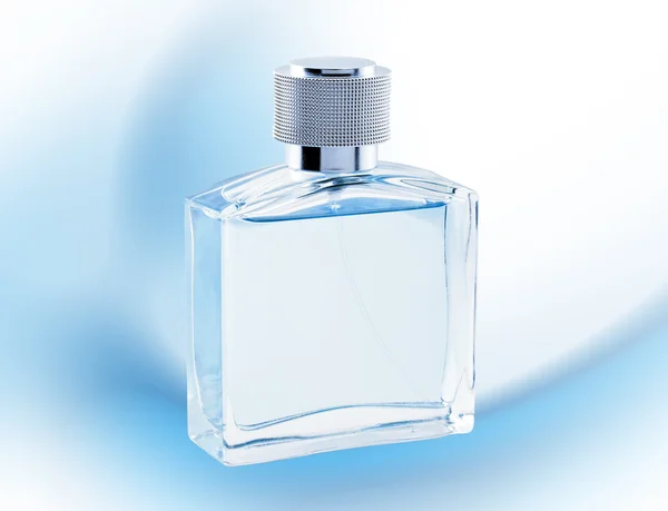 Los hombres perfume. Botella spray color azul. Glamour. —  Fotos de Stock