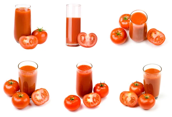 Dojrzałe pomidory w pobliżu przez szklankę soku pomidorowego — Zdjęcie stockowe