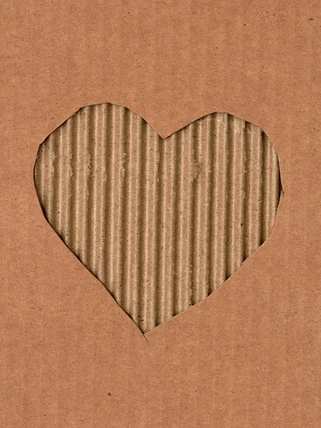 Картонное сердце — стоковое фото