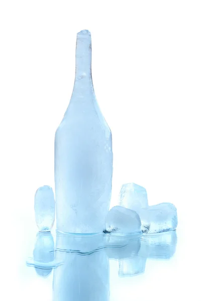 氷のボトル — ストック写真