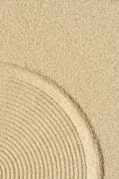 砂の上のリング — ストック写真