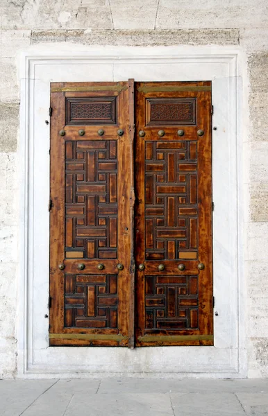 Régi, fából készült ajtók — Stock Fotó