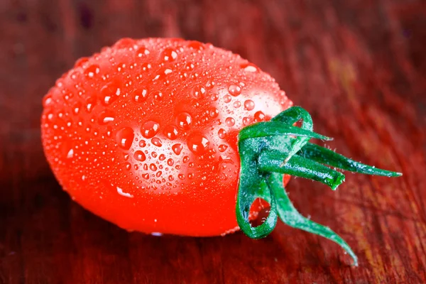 Islak domates — Stok fotoğraf