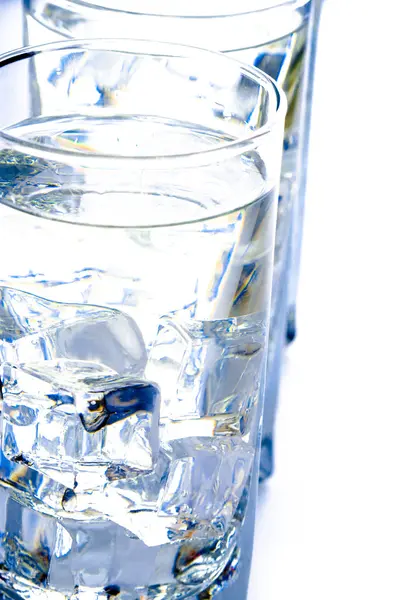 Tre glas med vatten — Stockfoto