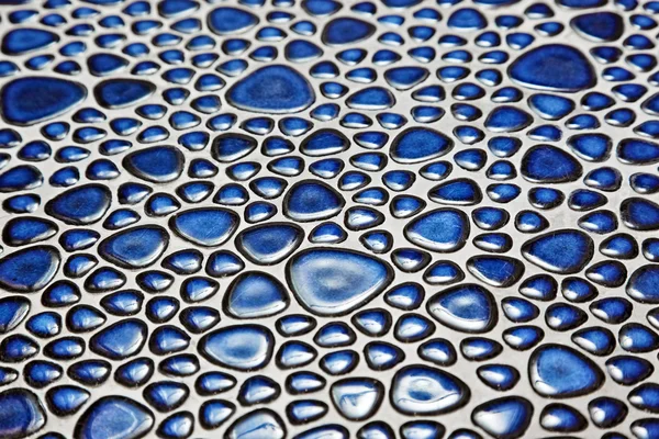 Piso com padrão de mosaico de seixo azul — Fotografia de Stock
