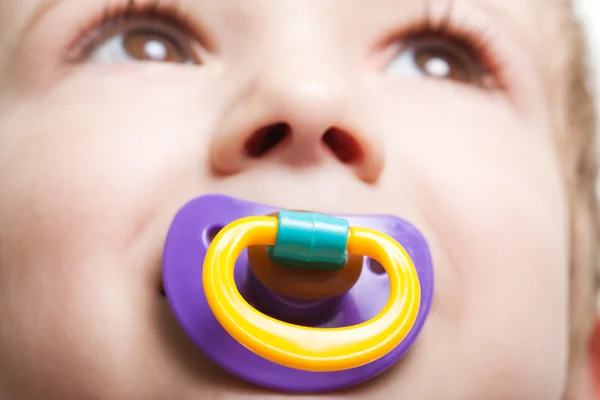 儿童与婴儿奶嘴 — 图库照片