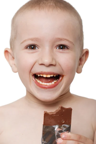 Kind mit Schokolade — Stockfoto