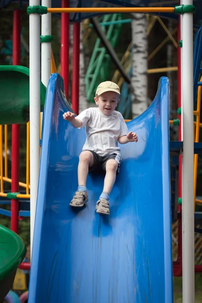 Child sliding — Stock Photo, Image
