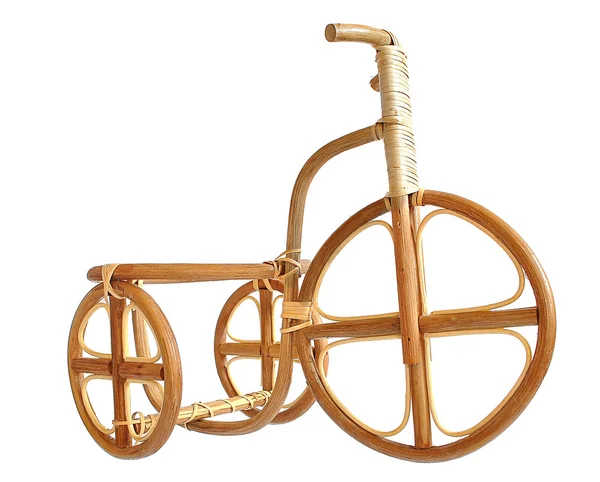Bicicleta de madeira. Feito por mãos humanas a partir da madeira seca . — Fotografia de Stock