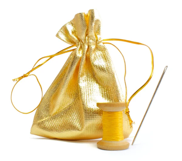 Needle and thread with bag for sewing accessories — Stock Photo, Image