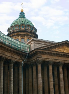 Kazan Katedrali mavi gökyüzü