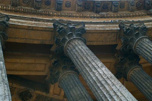 Kolumny Katedra Kazańska — Zdjęcie stockowe