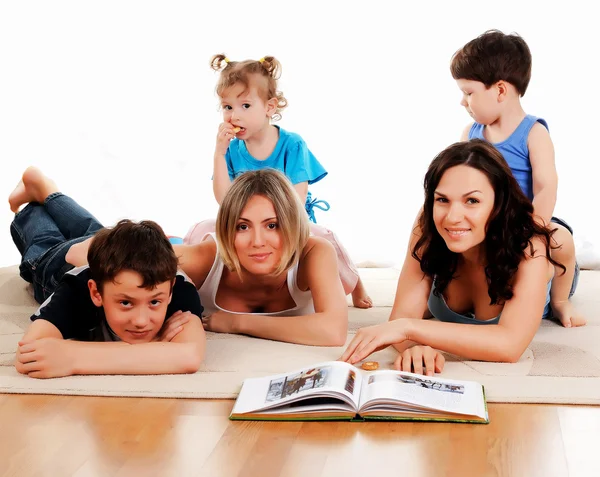 Children and parents — Stock Photo, Image