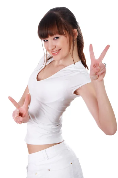Uma jovem encantadora em uma camiseta branca — Fotografia de Stock