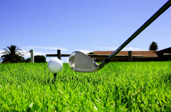 Ball and golf clubs — Stock Photo, Image