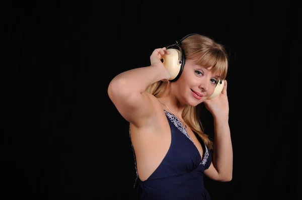 Young girl with headphones — Stock Photo, Image