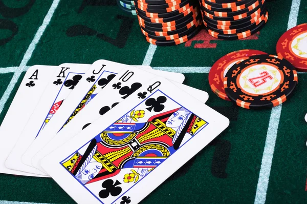 Mettere un giocatore di poker — Foto Stock
